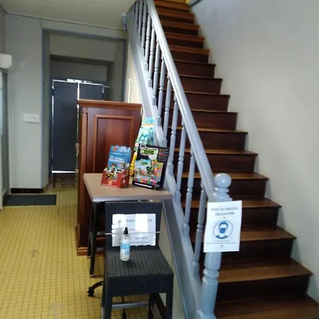 Le Lion D'or 酒店 Avrillé